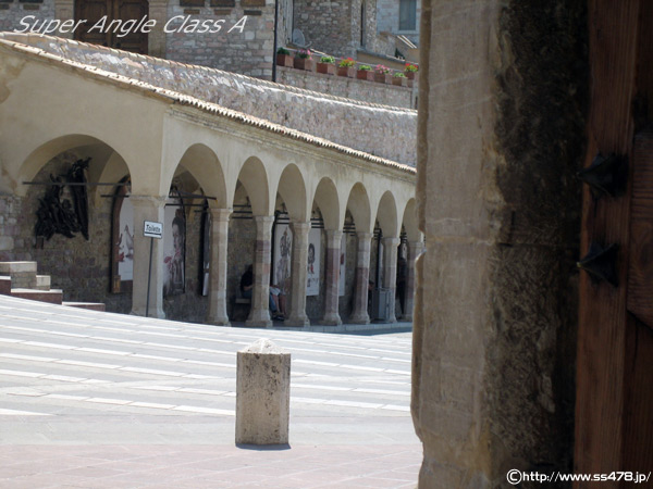 Assisi Basilica di San Francesco(TEt`FXR)