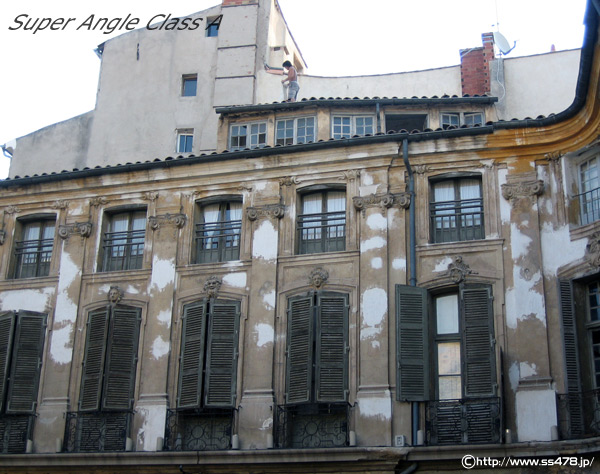 Aix-en-ProvencePlace d'Albertas(Ax^L)